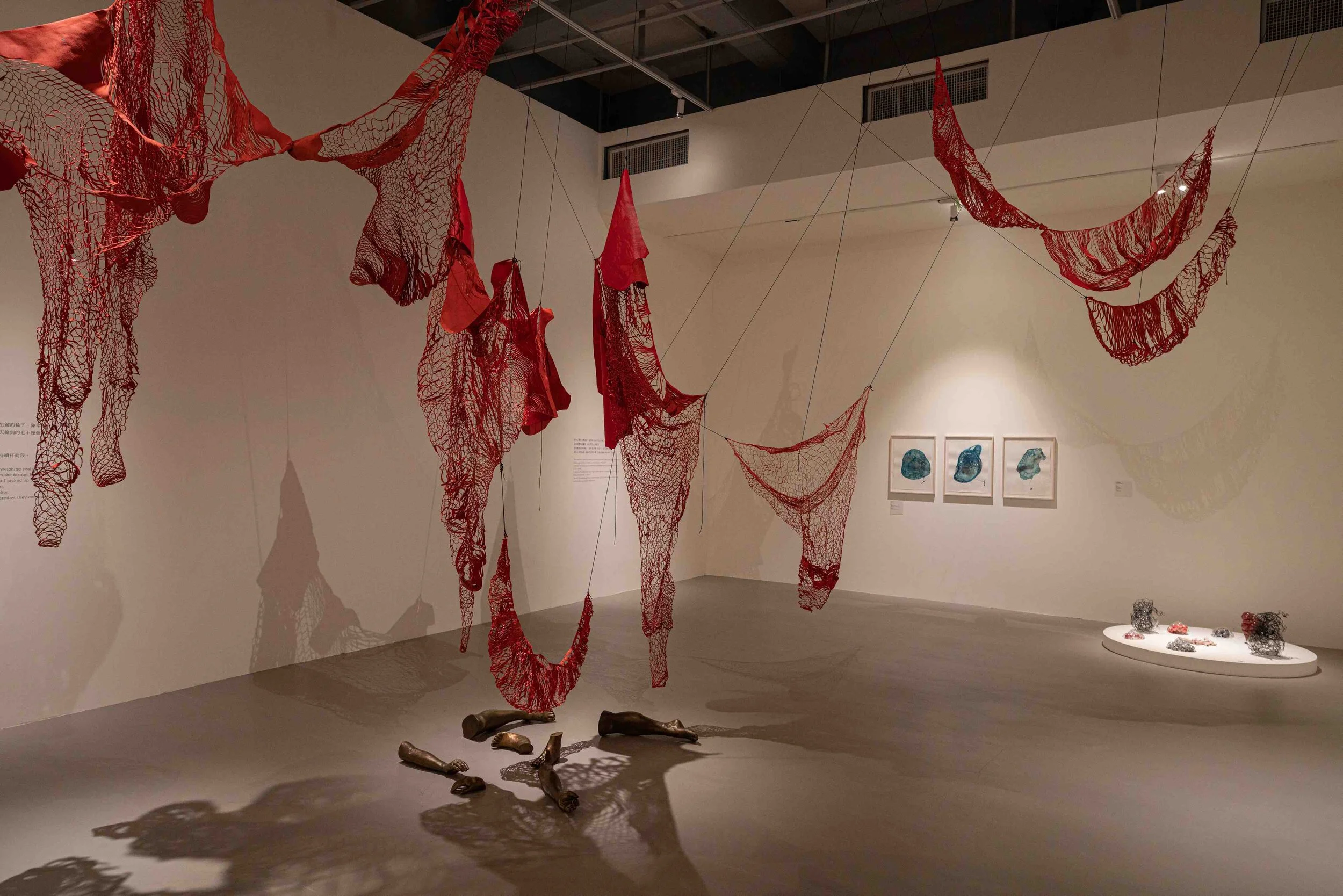 CHIHARU SHIOTA–塩田千春
